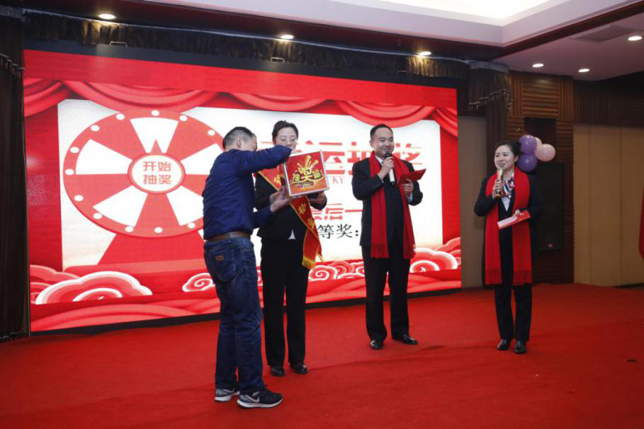 常德錦興物業(yè)服務(wù)有限公司,常德錦興物業(yè),保安,保潔,綠化,維修,業(yè)管 常德錦興物業(yè)服務(wù)有限公司,常德錦興物業(yè),保安,保潔,綠化,維修,業(yè)管